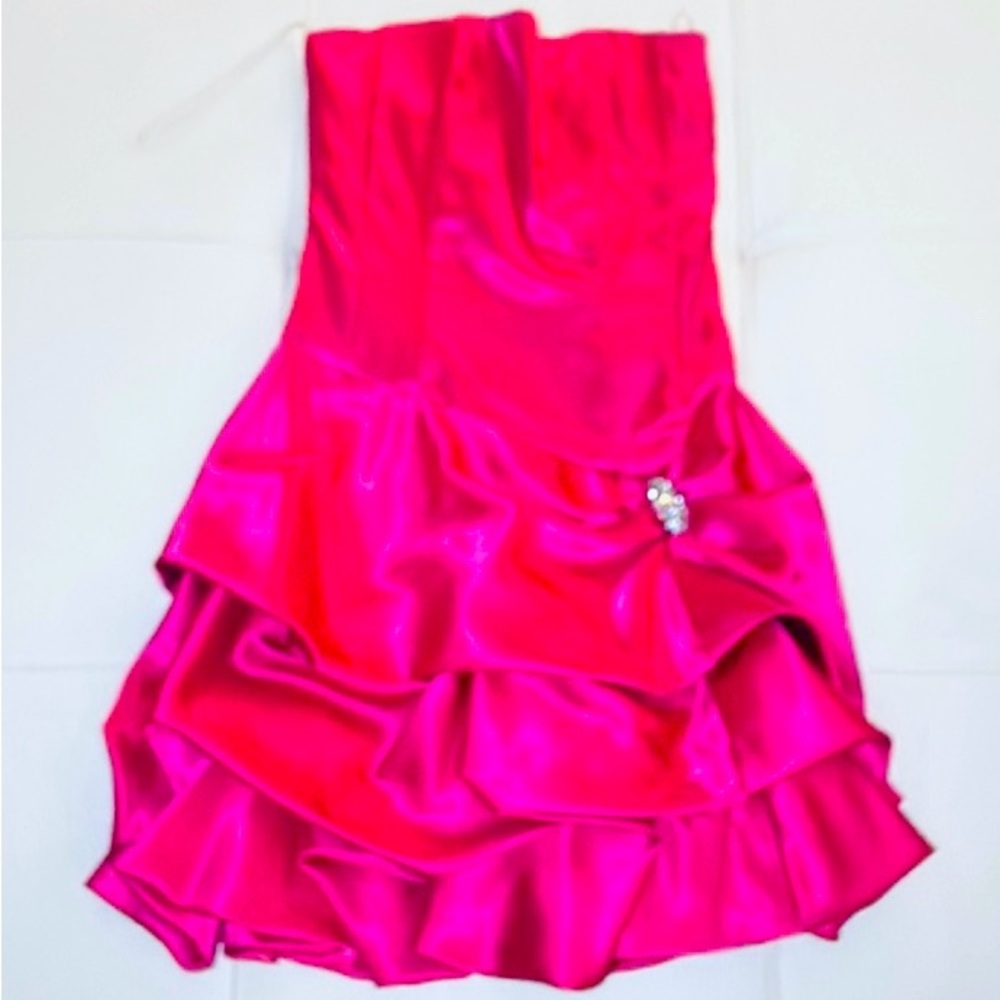 Vintage pink coctail minidress in cerise polysatin & crystal accent on skirting.